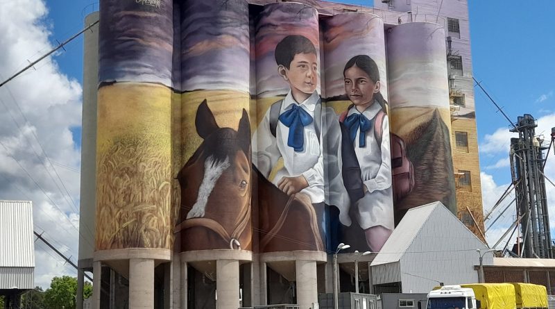 Solicitan que mural de URF sea declarado de Interés Departamental Solicitan que mural de URF sea declarado de Interés Departamental